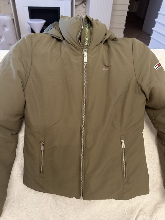 Geaca Tommy Hilfiger regular fit cu gluga si blana detasabila