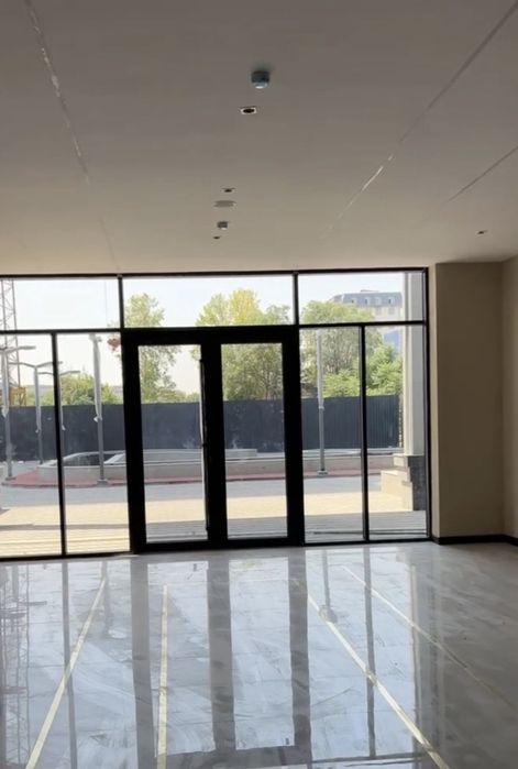 Продаётся на БУЗ-1 Художников новостройка 2ком