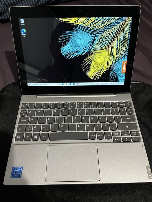 Лаптоп 2в1 Lenovo Miix 320-10ICR – 10.1” Touch, 4GB/64GB, Windows 10