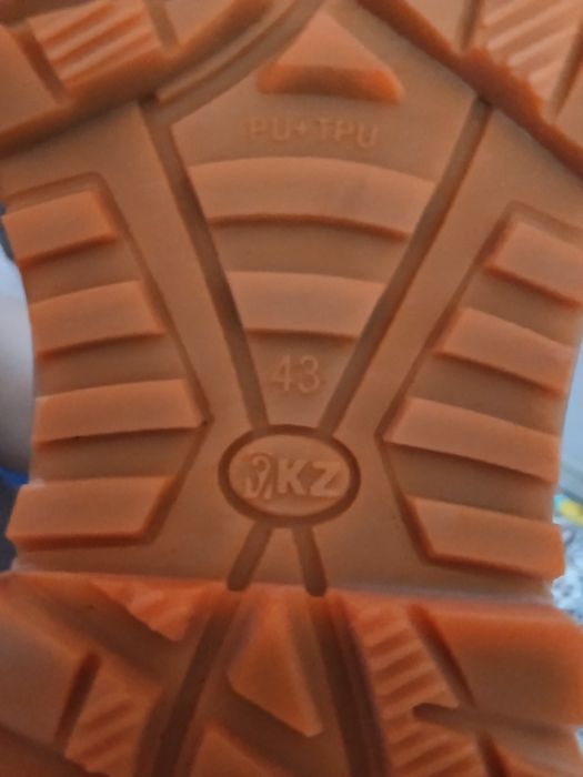 Спец обувь,зимняя 2 пара