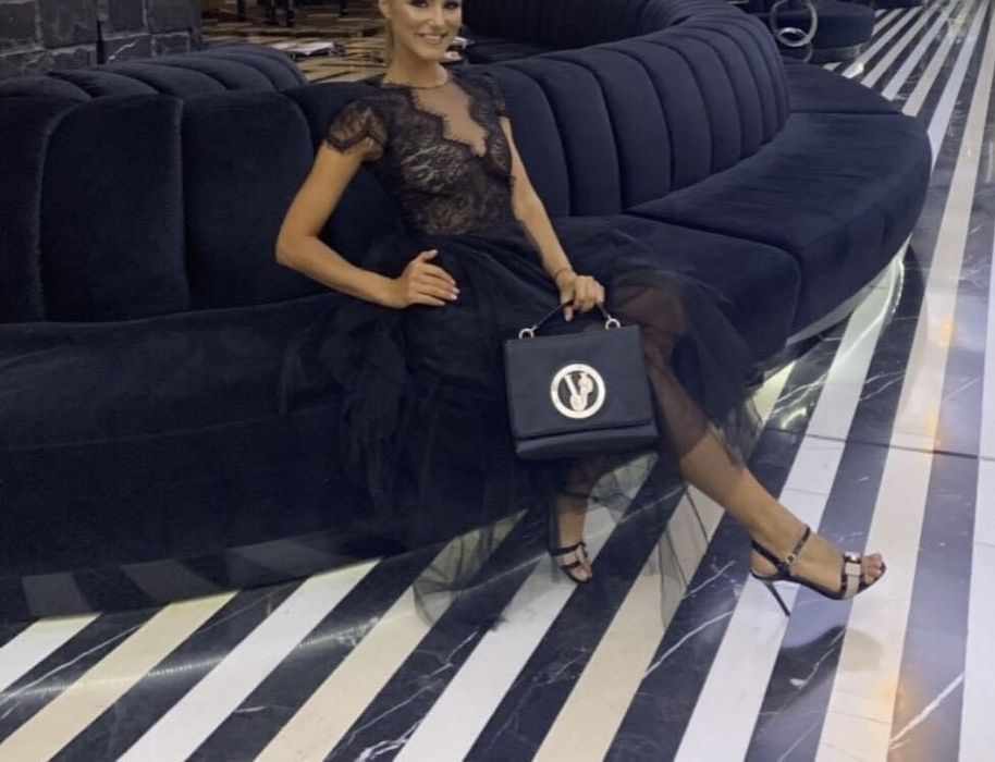 Елегантна рокля Avin