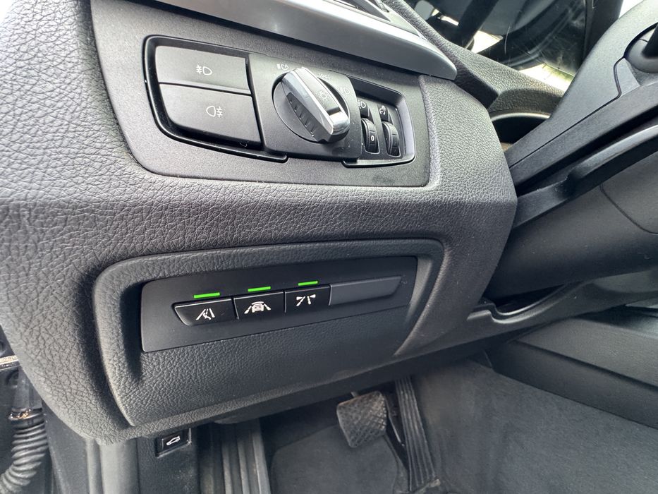 Bmw 320 2018 Automat/facelift/camera/navi mare/3 butoane/piele/sistem Hi fi