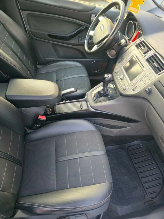 Vând mașină Ford Kuga 2012 automată