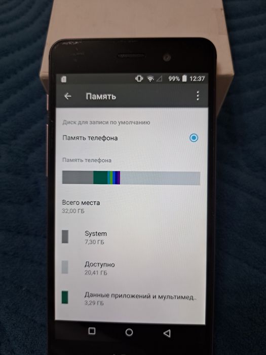 Телефон Infocus M560