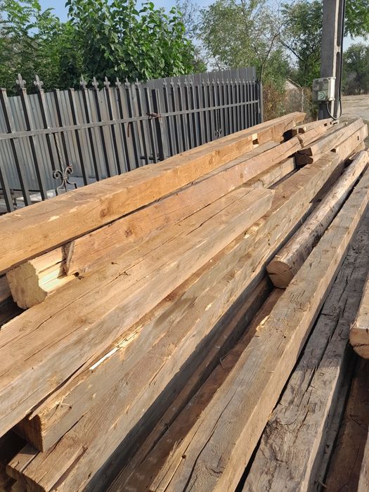 Lemn vechi de stejar și brad