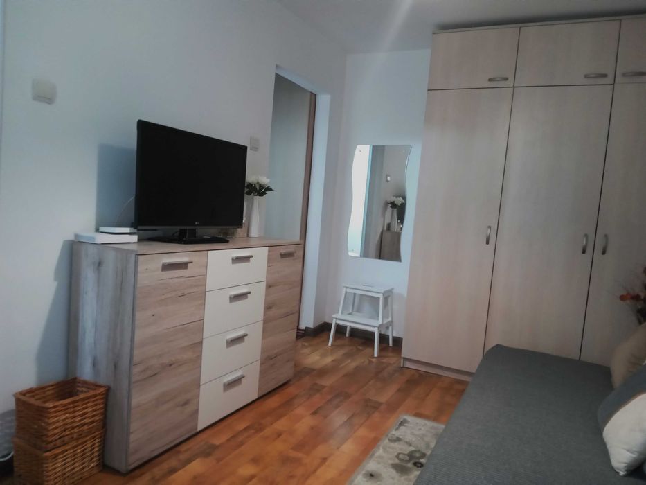 Proprietar inchiriez garsoniera economica sec.3 adiacent B-dul Unirii