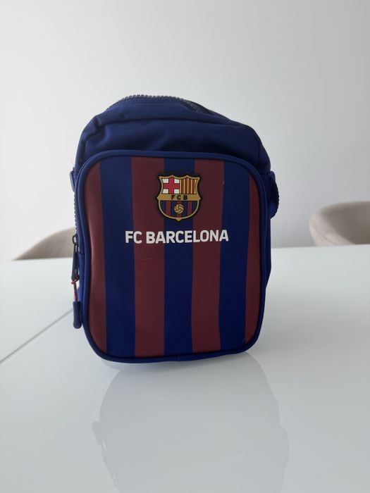 FC Barcelona чантичка за през рамо