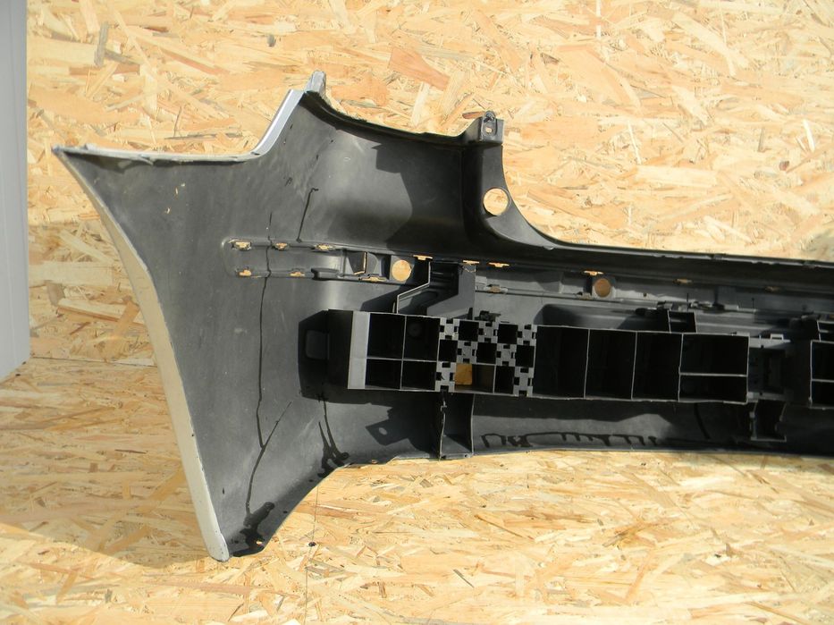 Bara spate Renault Laguna 2, berlina, 2001, 2002, 2003, 2004, 2005, 2006, 2007, 8200002668.