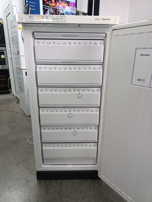 Фризер MIELE Размери 130/60/60см