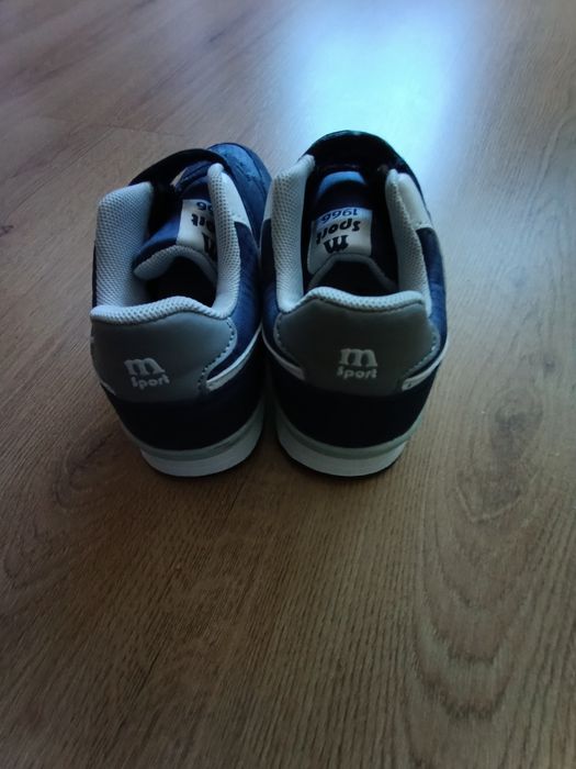 Pantofi sport copii noi mărime 30