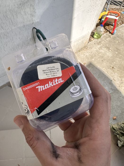 Trimmer electric Makita ur3000 cu rezerva noua