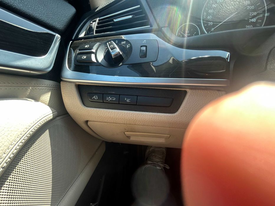 Продавам BMW 530D ,F10