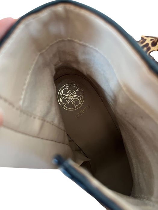 Botine Guess din piele naturala