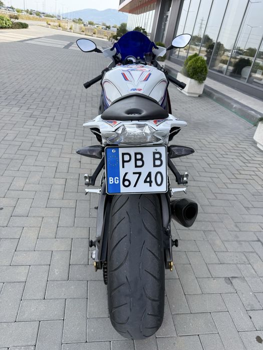 BMW S1000RR 200к.с AKRAPOVIC / R&G / 39000km