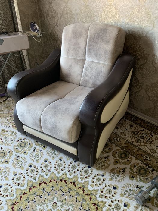 Продам два кресла