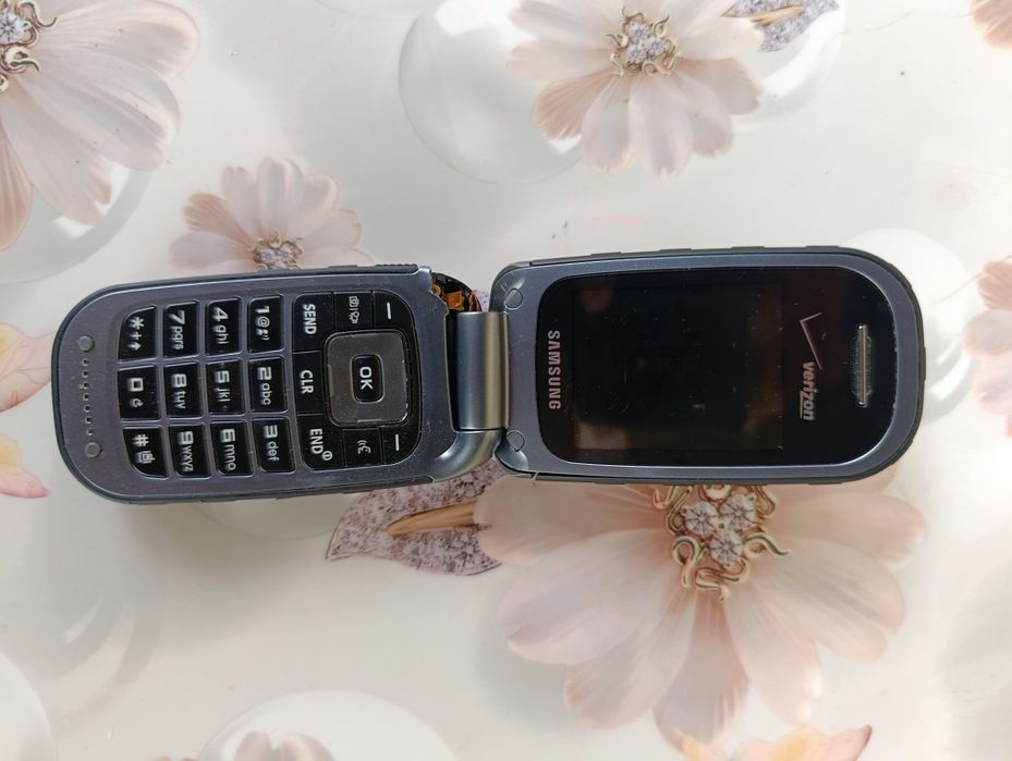 perfektum tel zapchasga sotiladi