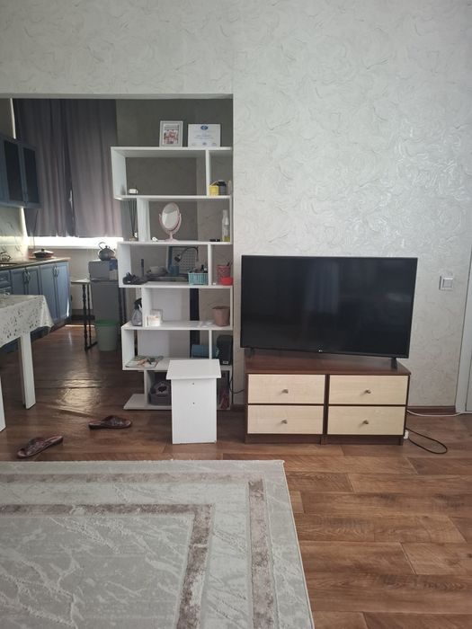 Продаю 1комнатную квартиру студию