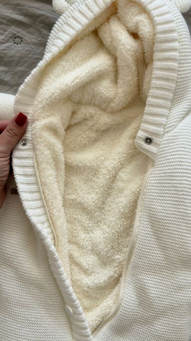 3 бебешки космонавти 50€
