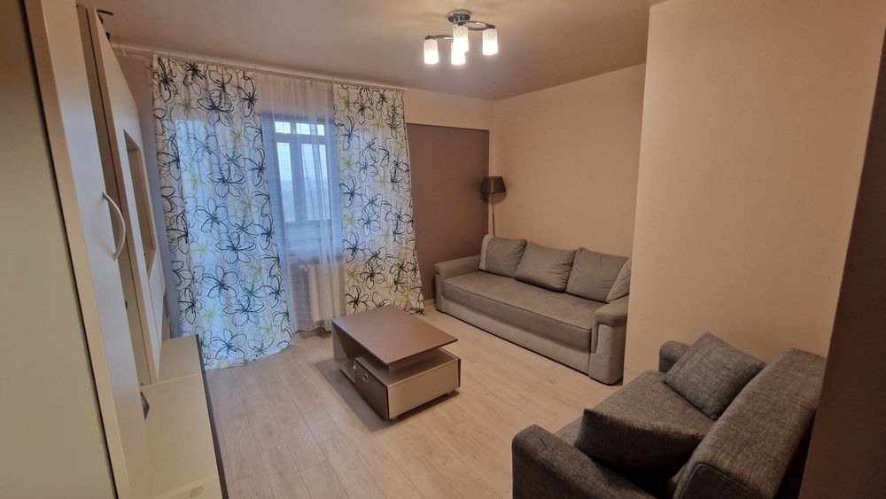 Inchiriez apartament 3 camere