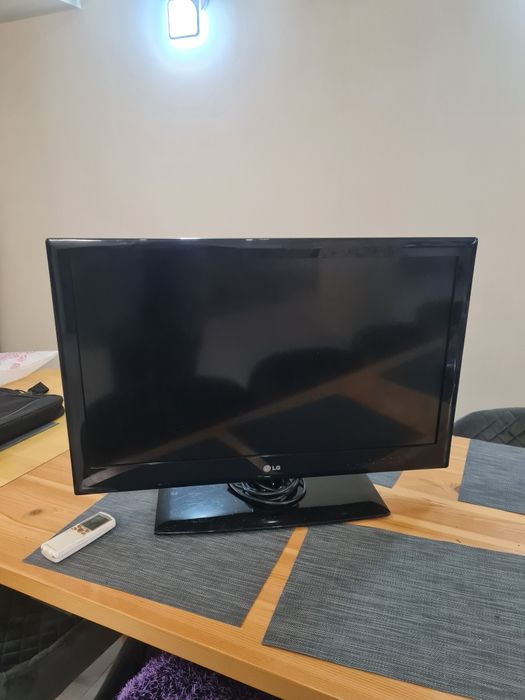 Телевизор LG 32 инча