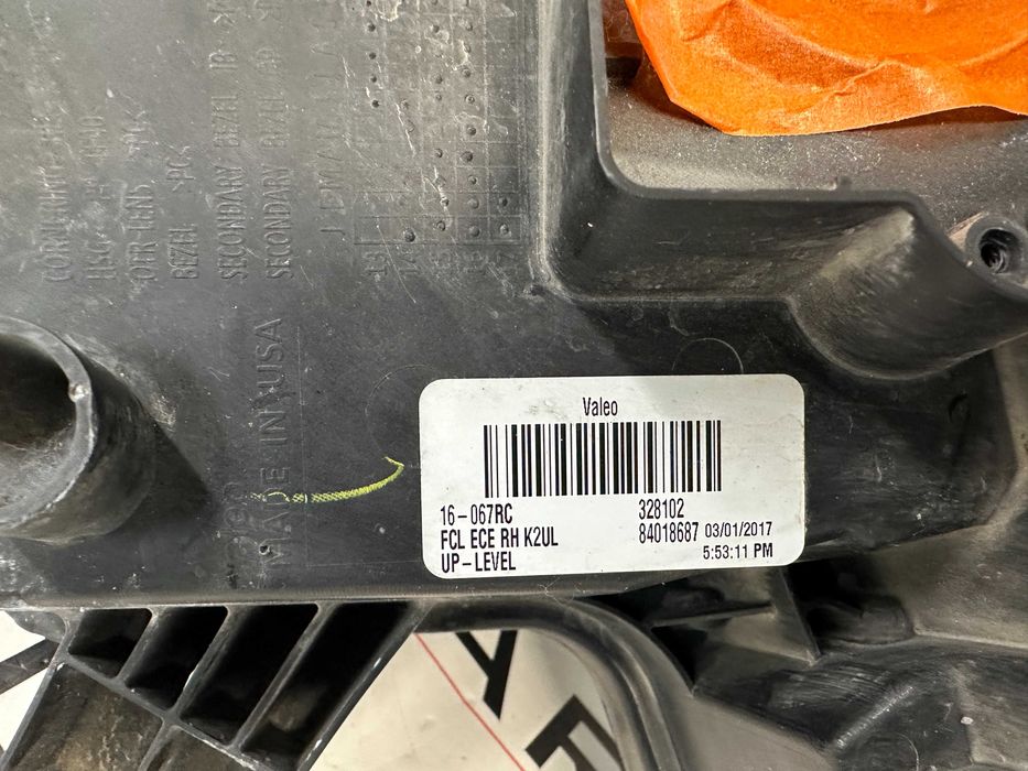 LED мигач дневна светлина Cadilac Escalade Кадилак Ескалейд ЛЕД десен