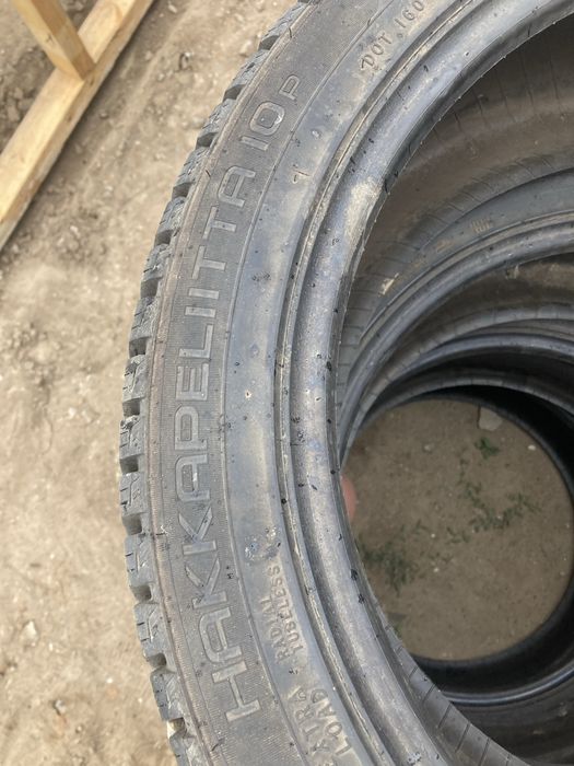 Шины зима 235/45/18