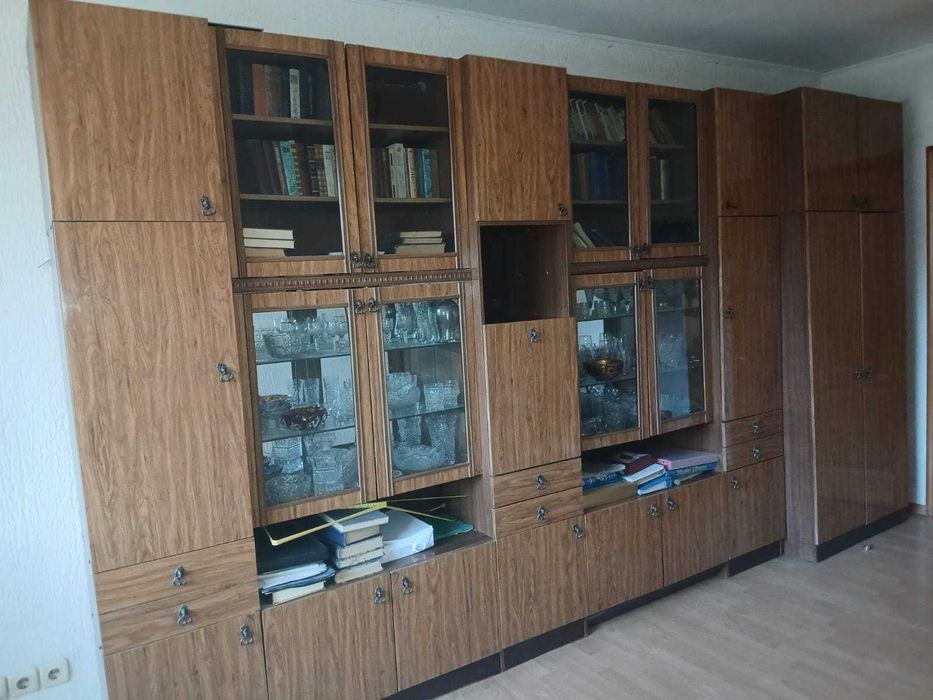 Продам советскую стенку