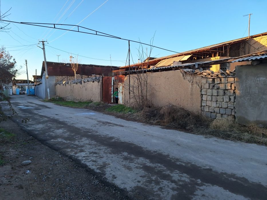 Уй сотилади 3.5 соток