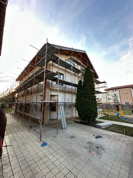 Schela metalica de inchiriat