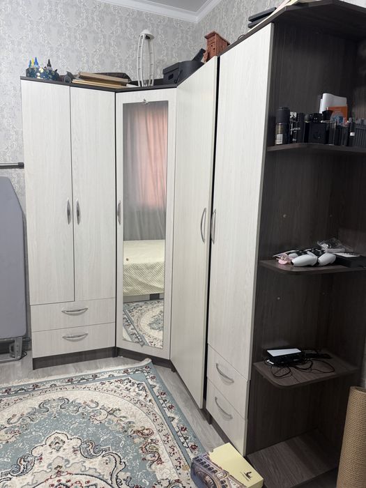 Продам спальный гарнитур