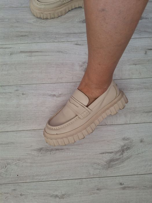 Pantofi loafer mocasini