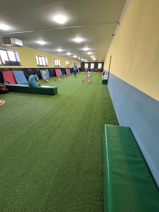 Продам газон искусственный