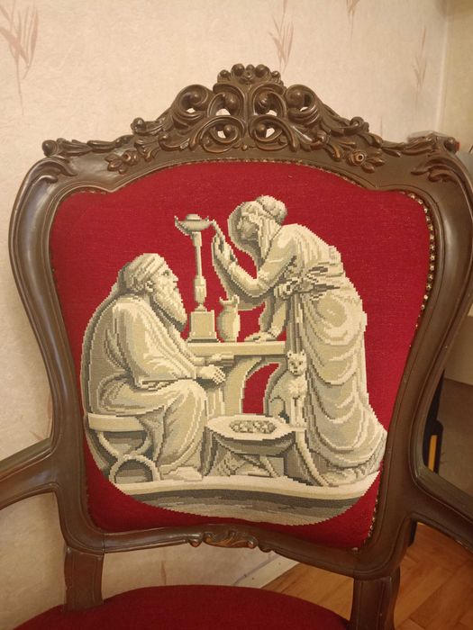 Кресла и масичка "Луи 16-ти" с ръчно бродирани вилерови гоблени - масив