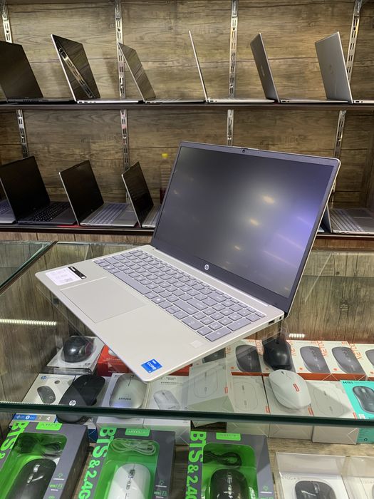 Hp Laptop 15 core i3