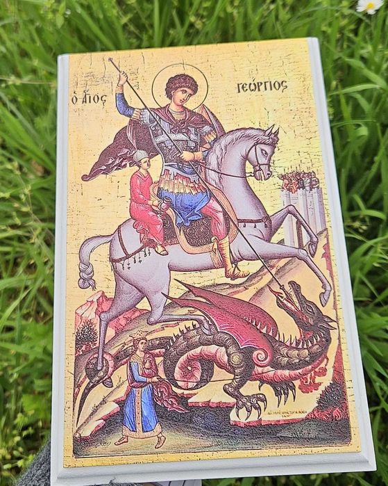 Уникални дървени Икони