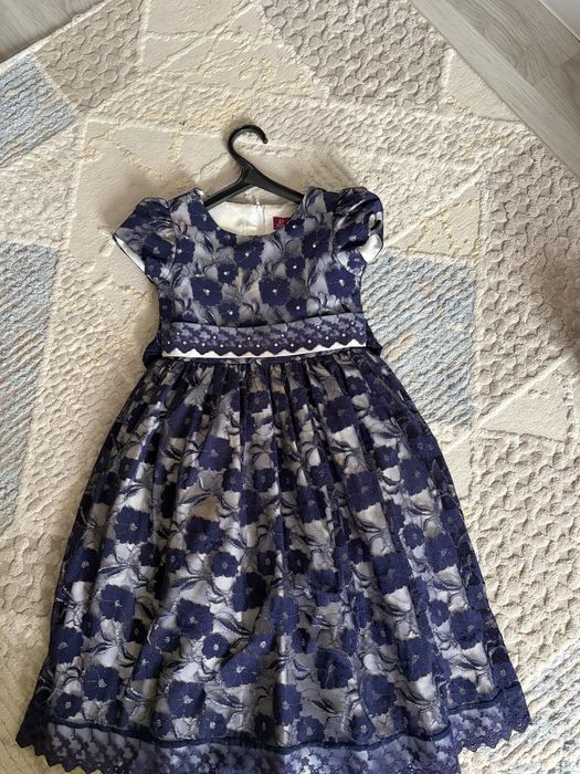 Пальто, джинсовая куртка, платья для девочек