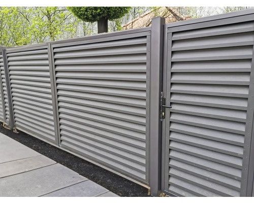 Garduri și porți din șipcă metalică jaluzele fer forjat plasa