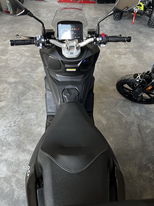 Scooter NOU Linhai ADV 125cc TCS,ABS PRET PROMO