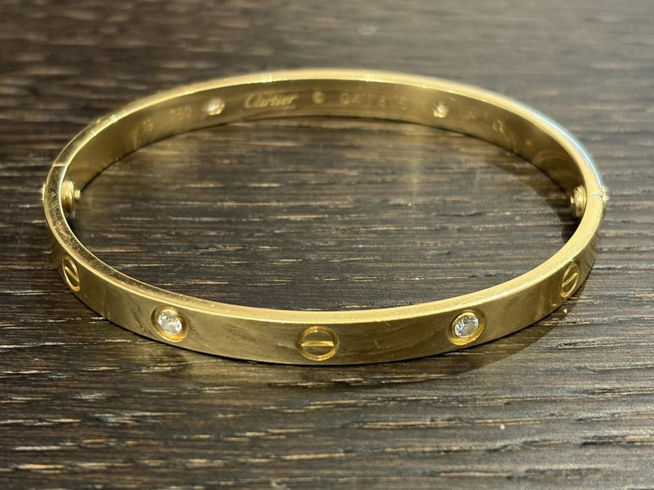 Златна гривна Cartier