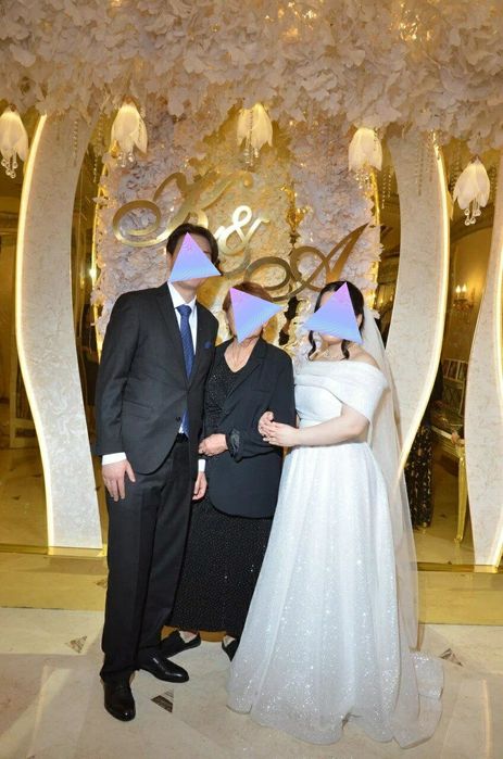 Сверкающее свадебное платье