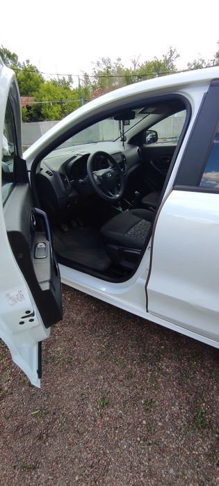 Продам Lada XRay