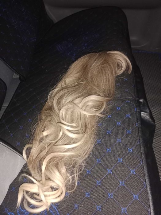 Сумка с женскими вещями