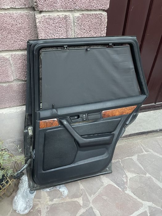 Шторки боковые на BMW e34 универсал