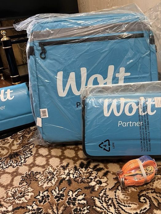 Курьерская сумка Wolt