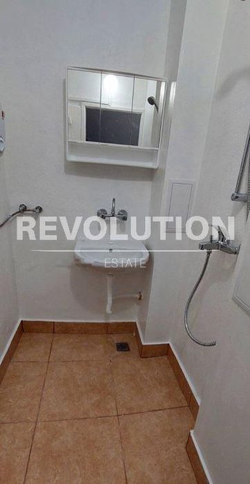 Дава се под наем Тристаен апартамент в Варна, Младост 1 - 60 кв.м за 348.84 € - Снимка #4