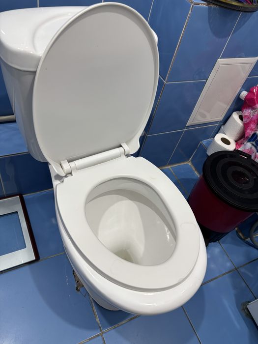 Унитаз б/у состояние хорошая