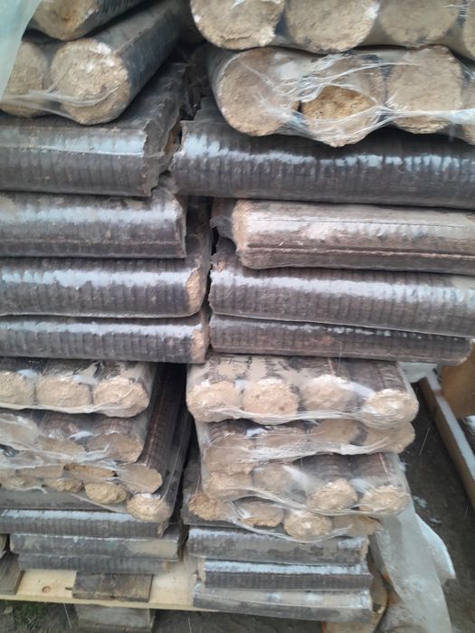 Bricheti și peleti din rumegus de fag 1250lei
