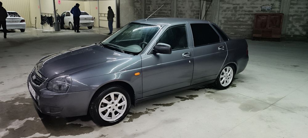 Priora 21126 sotiladi