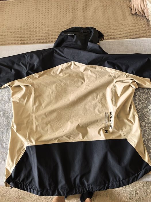 Водоустойчиво спортно яке Adidas Terrex