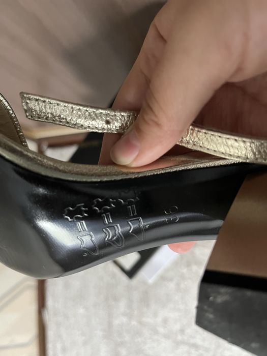 Туфли (Босоножки)